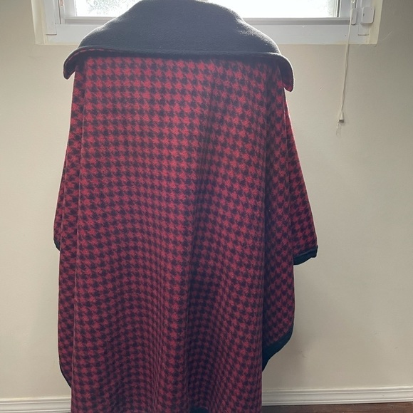 LE Mode houndstooth poncho with pockets - Picture 6 of 6